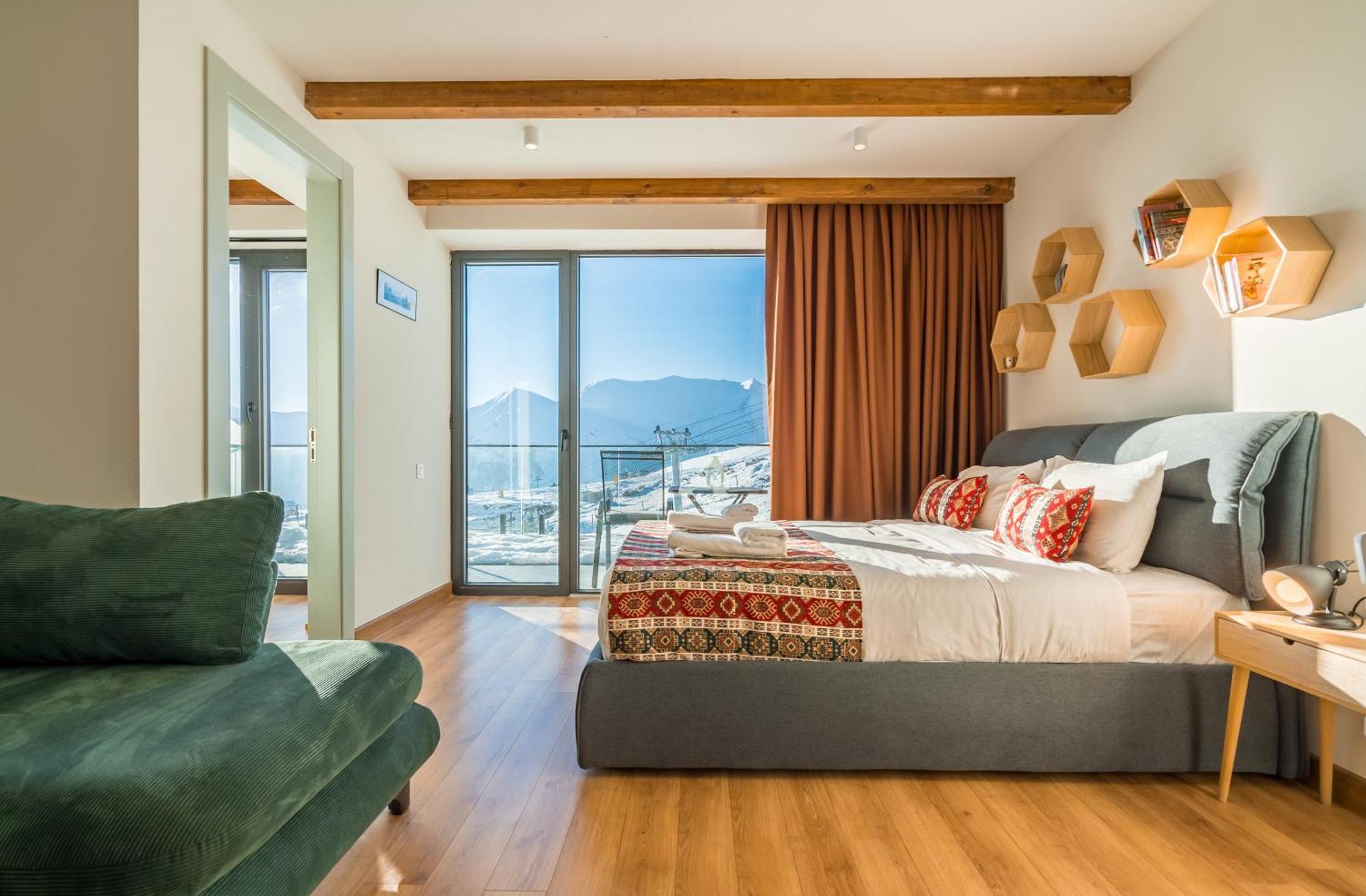 Апартаменты New Gudauri Atrium Deluxe Flat Экстерьер фото